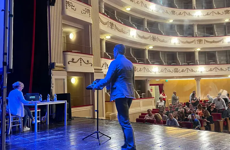 Interpretariato per eventi a Varese, fiere e congressi
